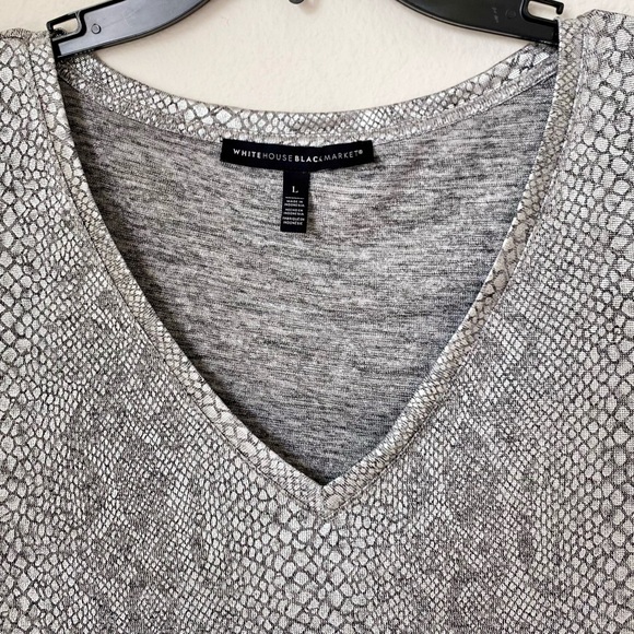 White House Black Market - Metallic-Print V-Neck Tee Size Large. - Picture 11 of 16